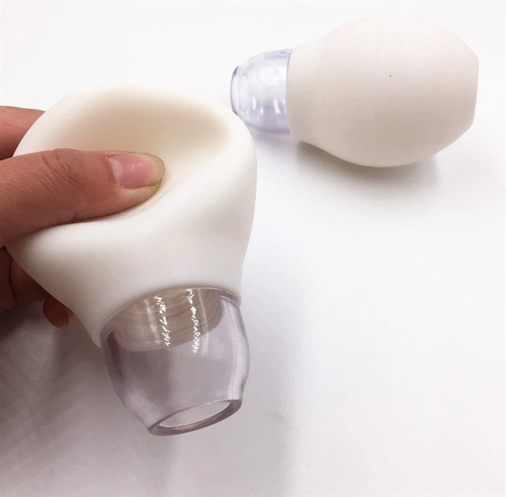 China Manufacturer Silicone Egg Separator